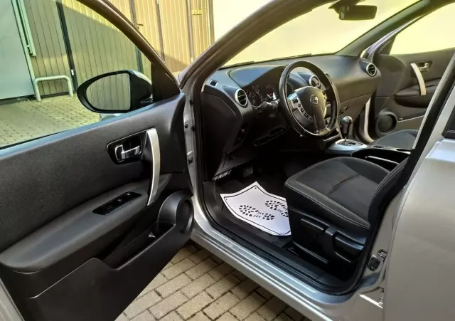 NISSAN Qashqai 2.0 CVT acenta