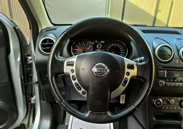 NISSAN Qashqai 2.0 CVT acenta