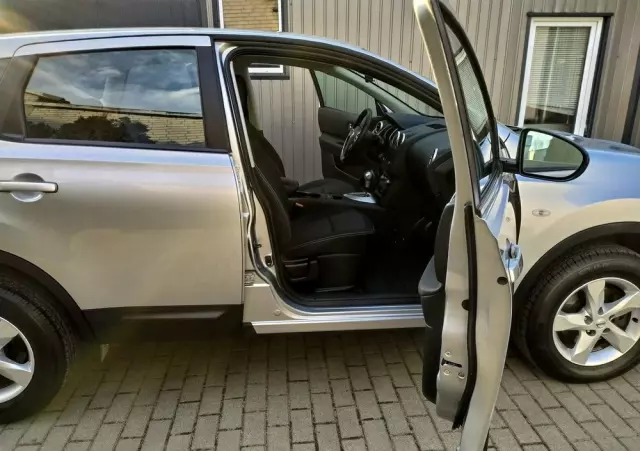 NISSAN Qashqai 2.0 CVT acenta