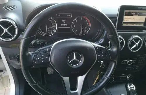 MERCEDES-BENZ Klasa B 