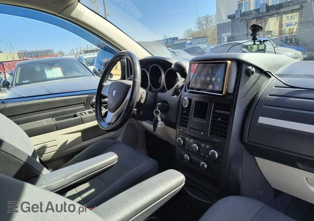 DODGE Caravan 