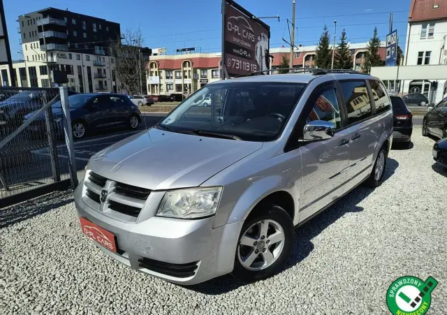 DODGE Caravan 