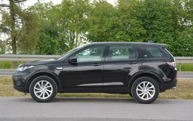 LAND ROVER Discovery Sport 2.0 D150 HSE
