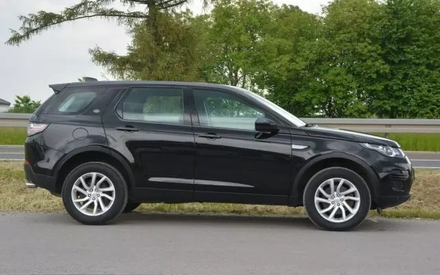 LAND ROVER Discovery Sport 2.0 D150 HSE