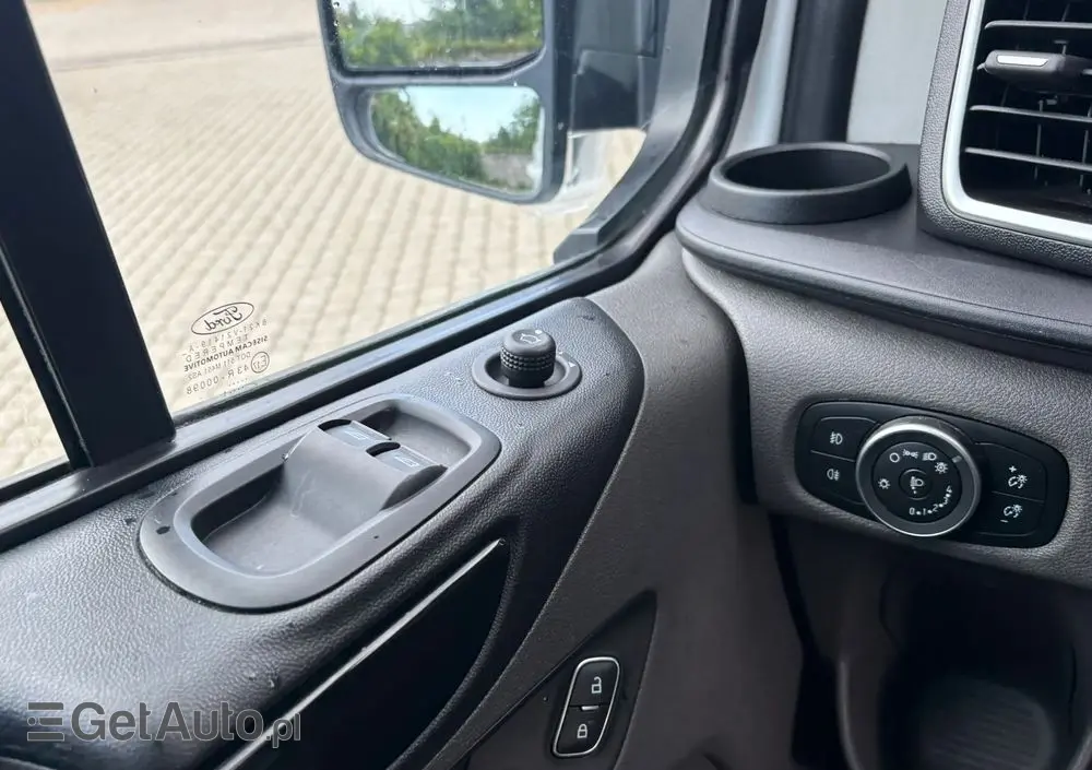 FORD Transit Custom 300 L2H1 Ambiente (bryg.)