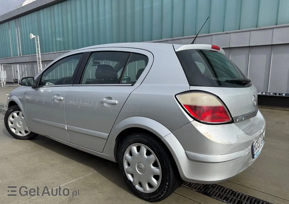 OPEL Astra 1.6 Elegance