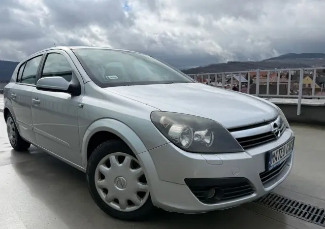 OPEL Astra 1.6 Elegance