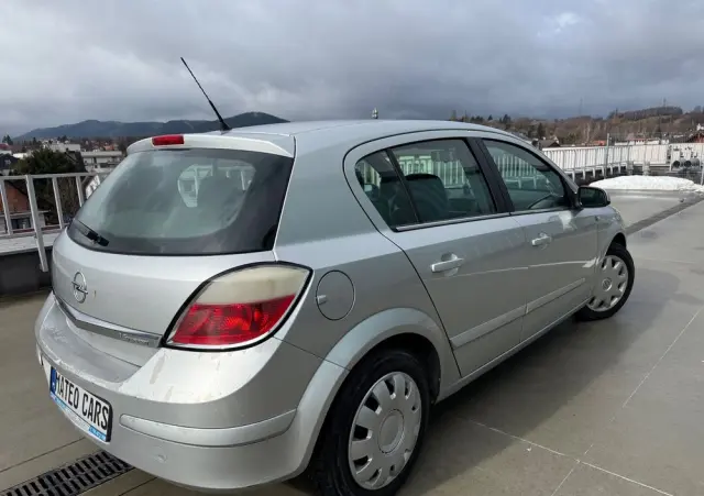 OPEL Astra 1.6 Elegance