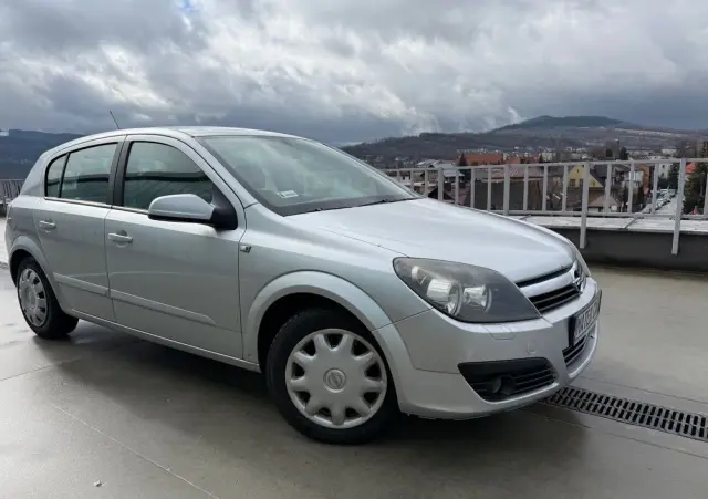 OPEL Astra 1.6 Elegance