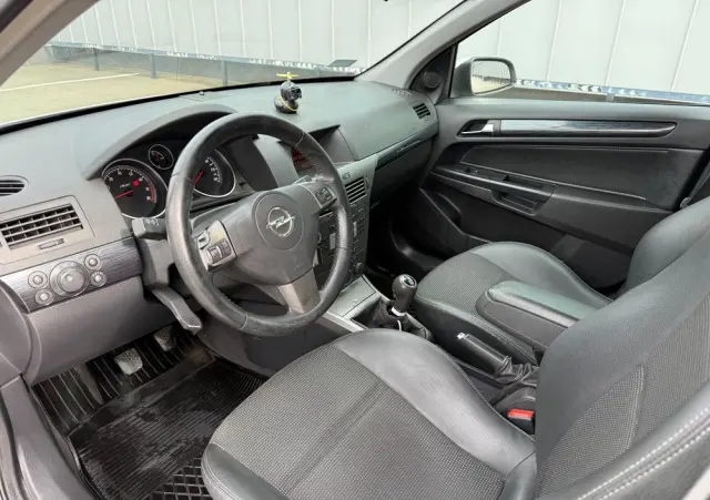 OPEL Astra 1.6 Elegance