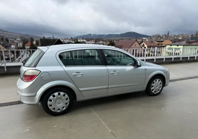 OPEL Astra 1.6 Elegance