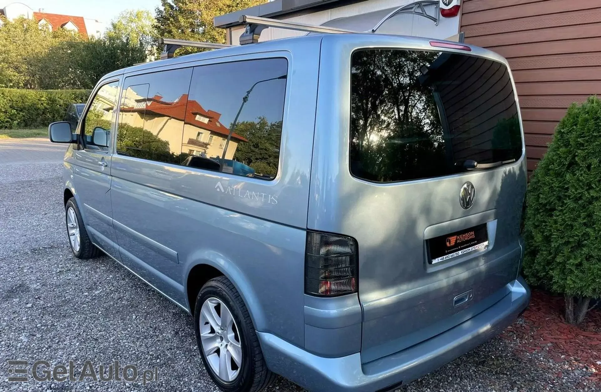 VOLKSWAGEN Multivan 