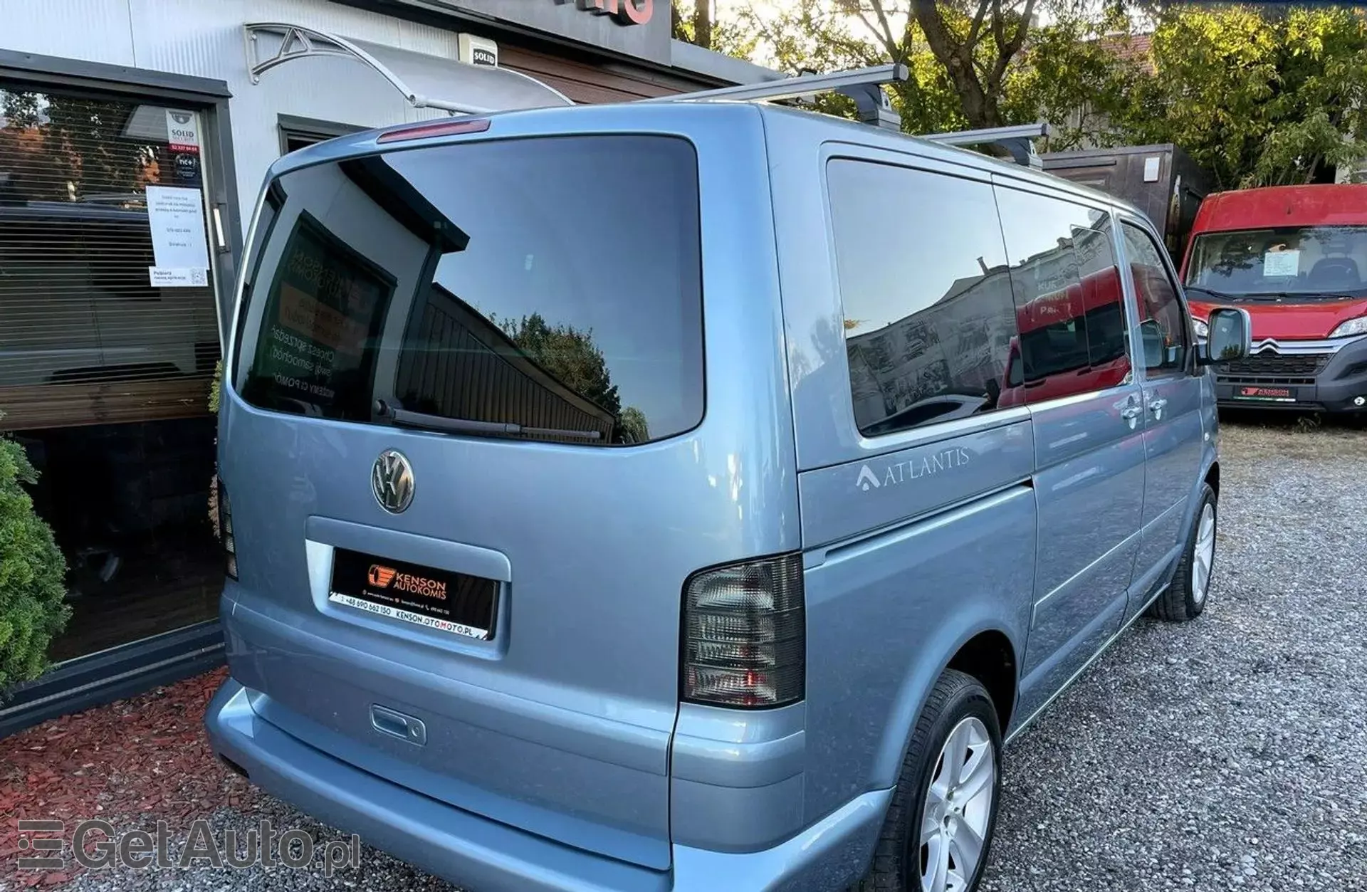 VOLKSWAGEN Multivan 