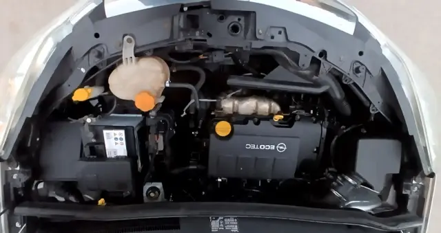 OPEL Corsa Ver-1-4-16v-cosmo