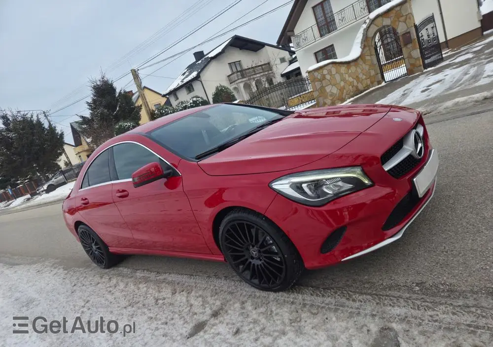 MERCEDES-BENZ CLA 200 d 7G-DCT Peak Edition