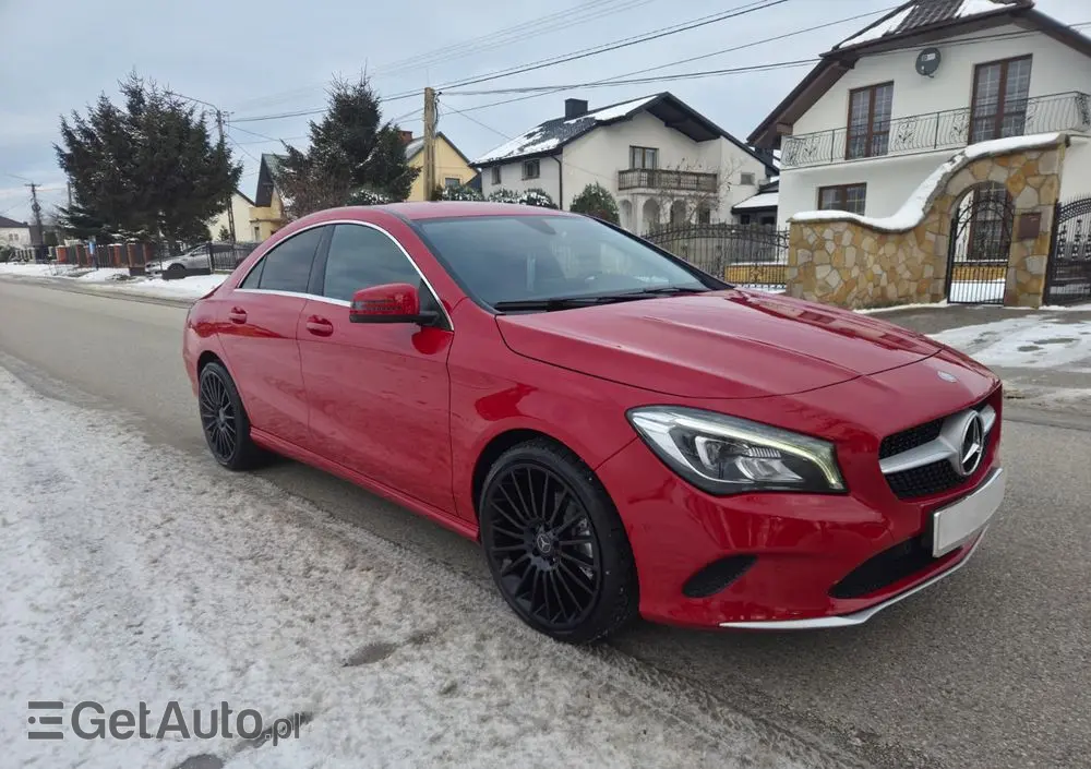 MERCEDES-BENZ CLA 200 d 7G-DCT Peak Edition
