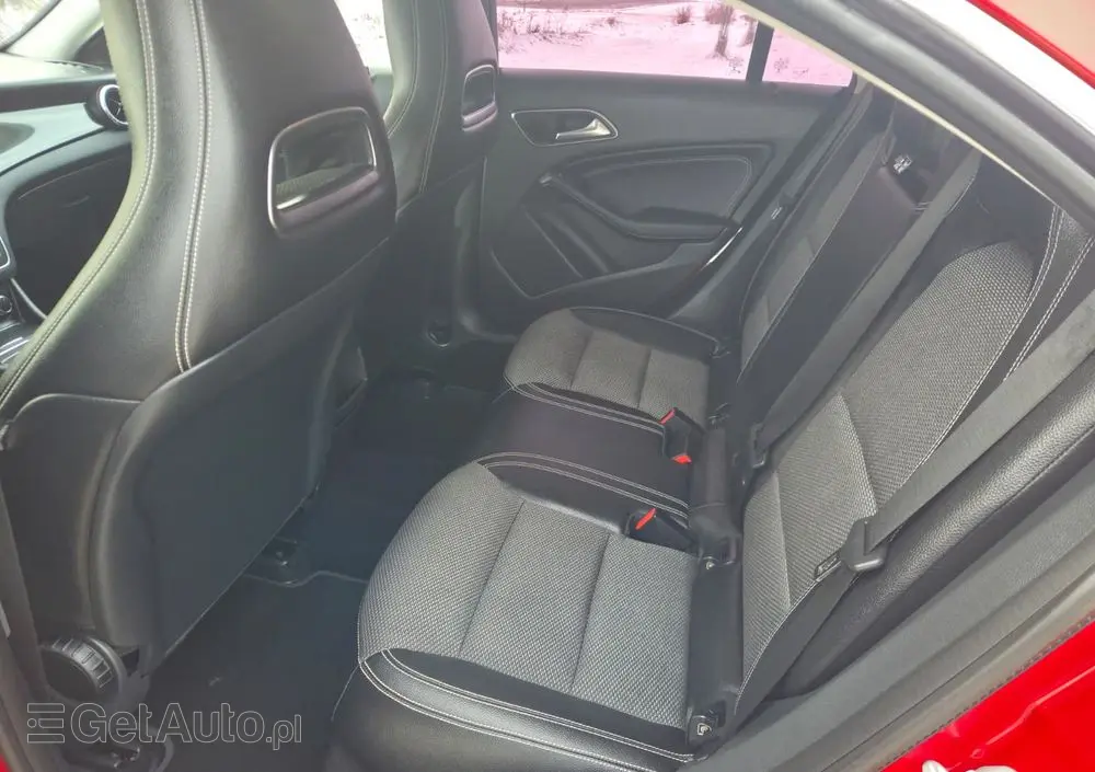 MERCEDES-BENZ CLA 200 d 7G-DCT Peak Edition