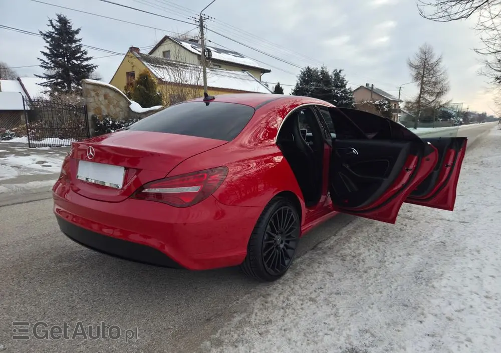 MERCEDES-BENZ CLA 200 d 7G-DCT Peak Edition