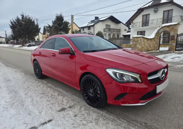 MERCEDES-BENZ CLA 200 d 7G-DCT Peak Edition