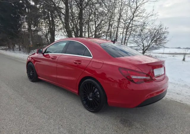 MERCEDES-BENZ CLA 200 d 7G-DCT Peak Edition