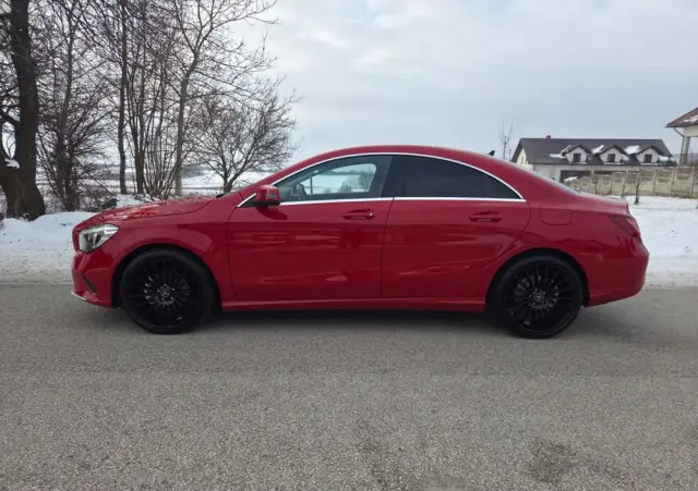 MERCEDES-BENZ CLA 200 d 7G-DCT Peak Edition