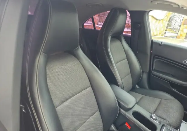 MERCEDES-BENZ CLA 200 d 7G-DCT Peak Edition