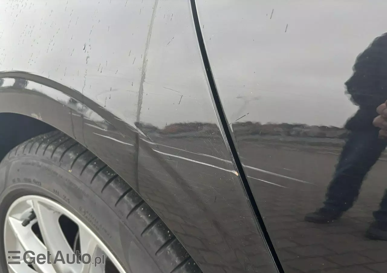 VOLVO S90 D4 AWD Momentum