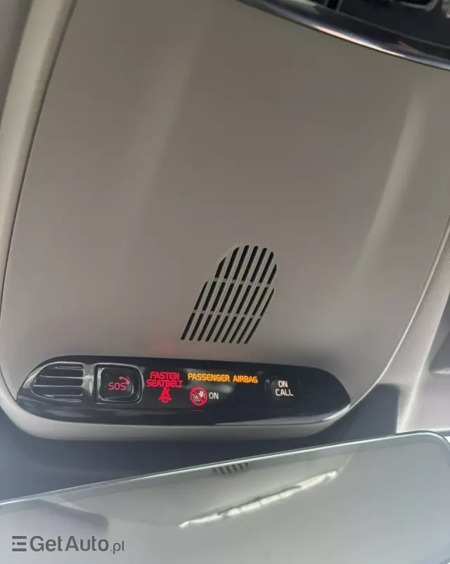 VOLVO S90 D4 AWD Momentum