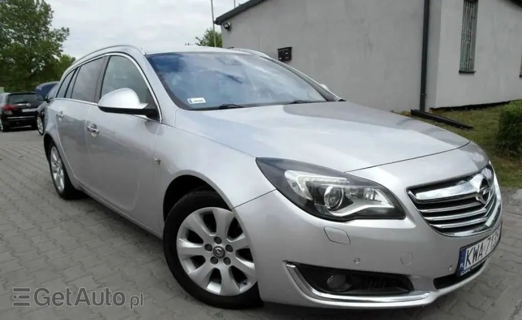 OPEL Insignia 