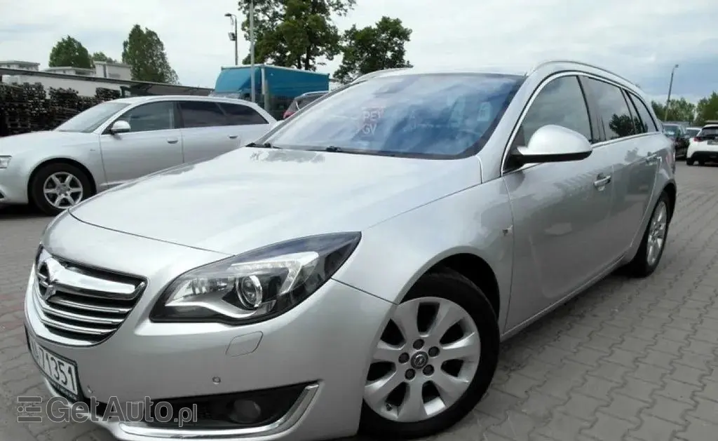 OPEL Insignia 