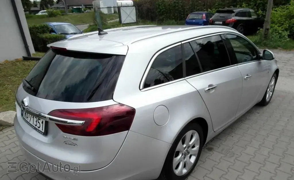 OPEL Insignia 