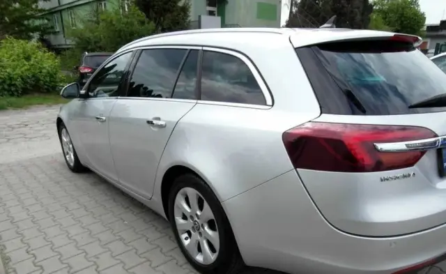 OPEL Insignia 