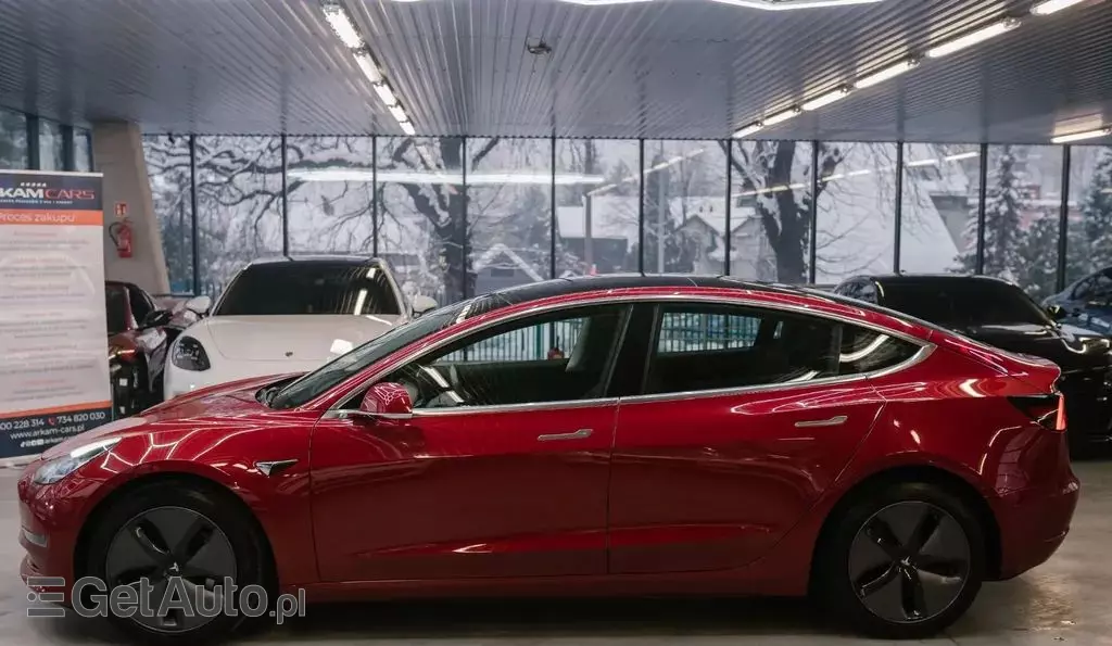 TESLA Model 3 