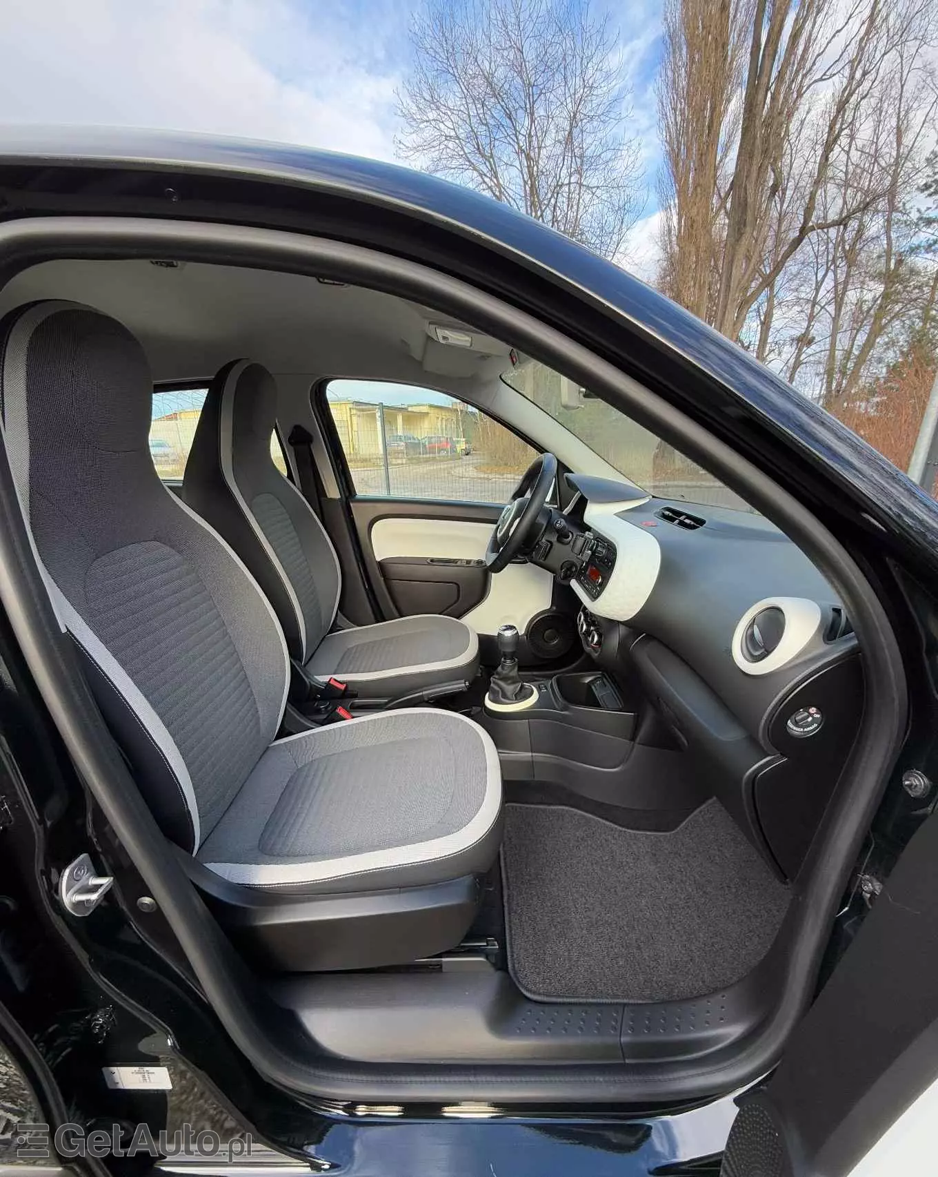 RENAULT Twingo SCe 65 LIMITED