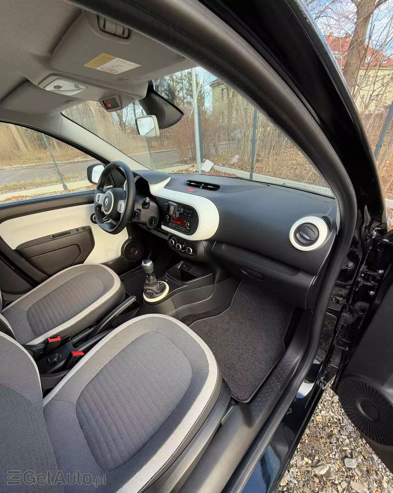 RENAULT Twingo SCe 65 LIMITED