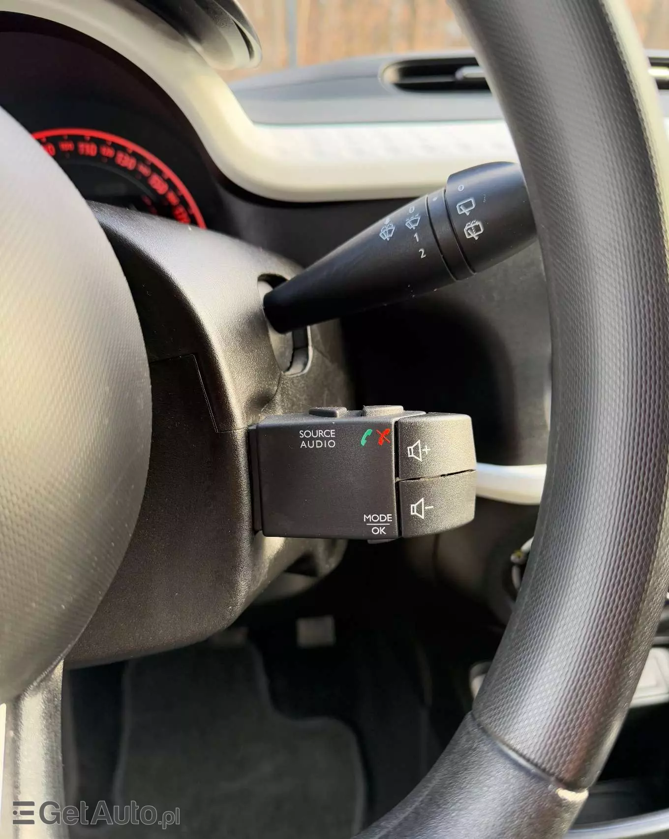 RENAULT Twingo SCe 65 LIMITED