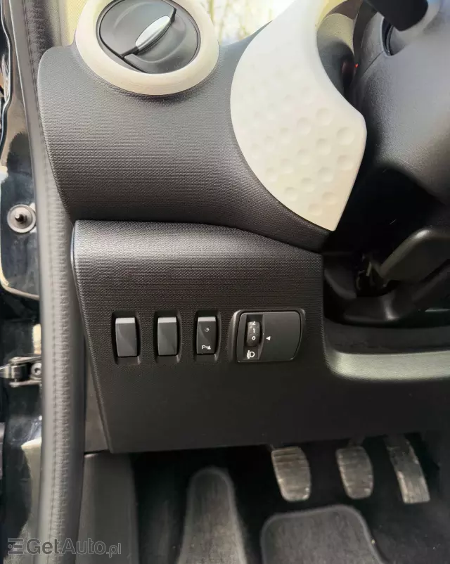 RENAULT Twingo SCe 65 LIMITED