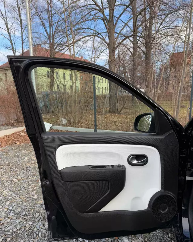 RENAULT Twingo SCe 65 LIMITED