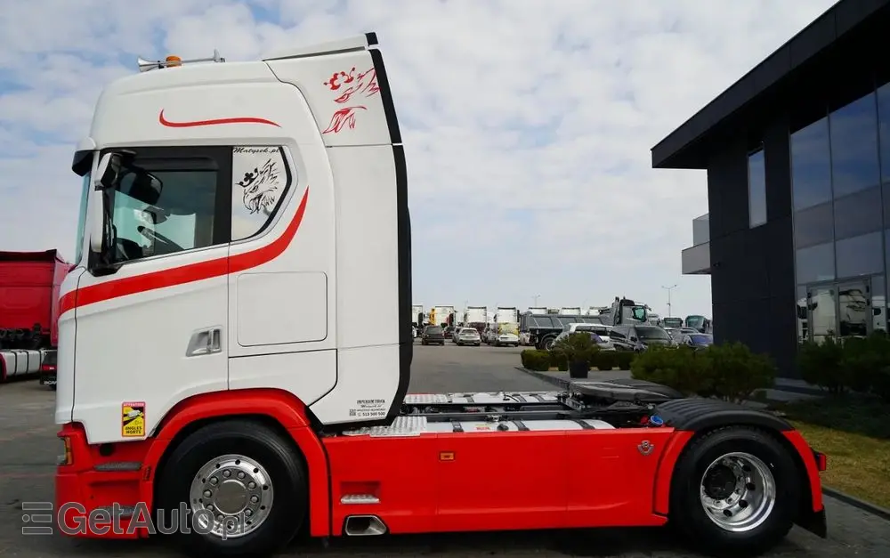 SCANIA S 580 / V8 / RETARDER / KLIMA POSTOJOWA / CAŁA NA PODUSZKACH / ALUFELGI  /  SKÓRY / OPONY 100% / 