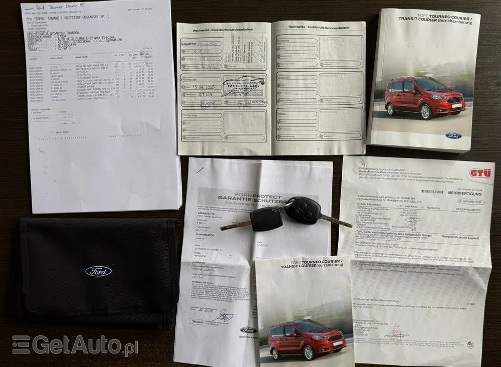 FORD Tourneo Courier 1.0 EcoBoost S&S Titanium