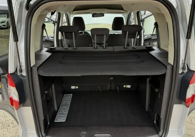 FORD Tourneo Courier 1.0 EcoBoost S&S Titanium