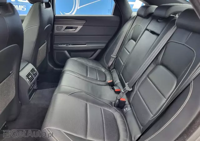 JAGUAR XF 2.0 i4D AWD R-Sport