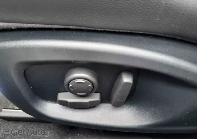 JAGUAR XF 2.0 i4D AWD R-Sport