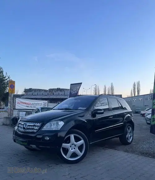 MERCEDES-BENZ ML 