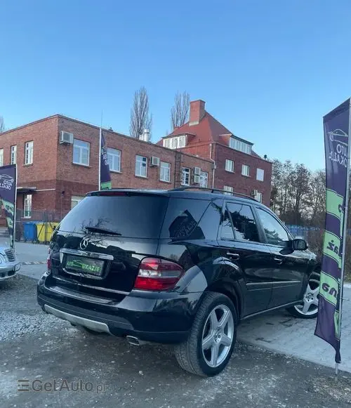 MERCEDES-BENZ ML 