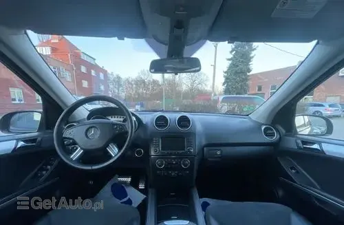 MERCEDES-BENZ ML 