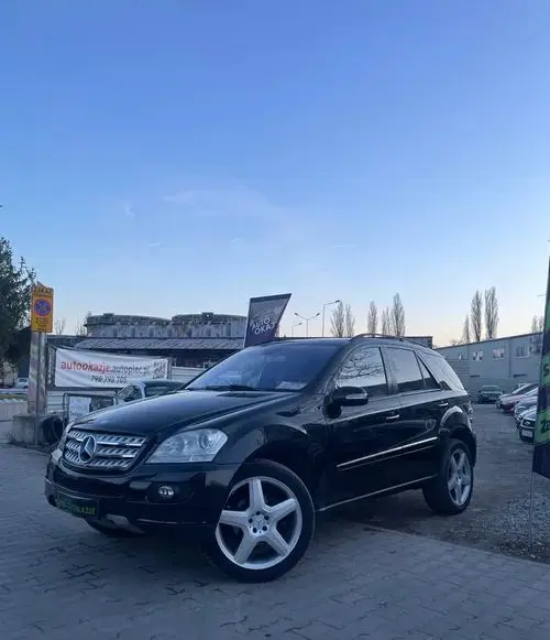 MERCEDES-BENZ ML 