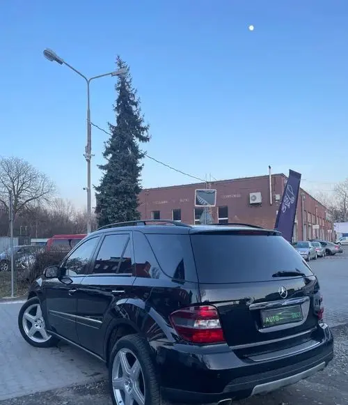 MERCEDES-BENZ ML 