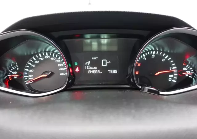 PEUGEOT 308 1.6 BlueHDi Style S&S