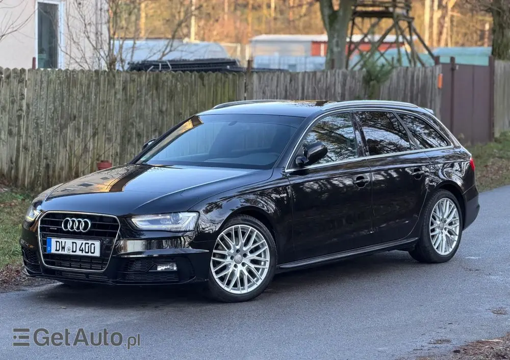 AUDI A4 Avant 2.0 TDI DPF quattro S tronic S line Sportpaket